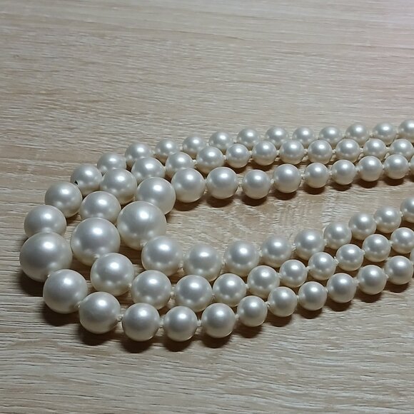 Japan Silver Tone Multi Strand Faux Pearl Necklace Vintage Jewelry #86 - Picture 3 of 9